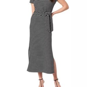 SPANX Black and White Striped Maxi Dress Size Medium. Fabulous shape 🖤🖤🖤